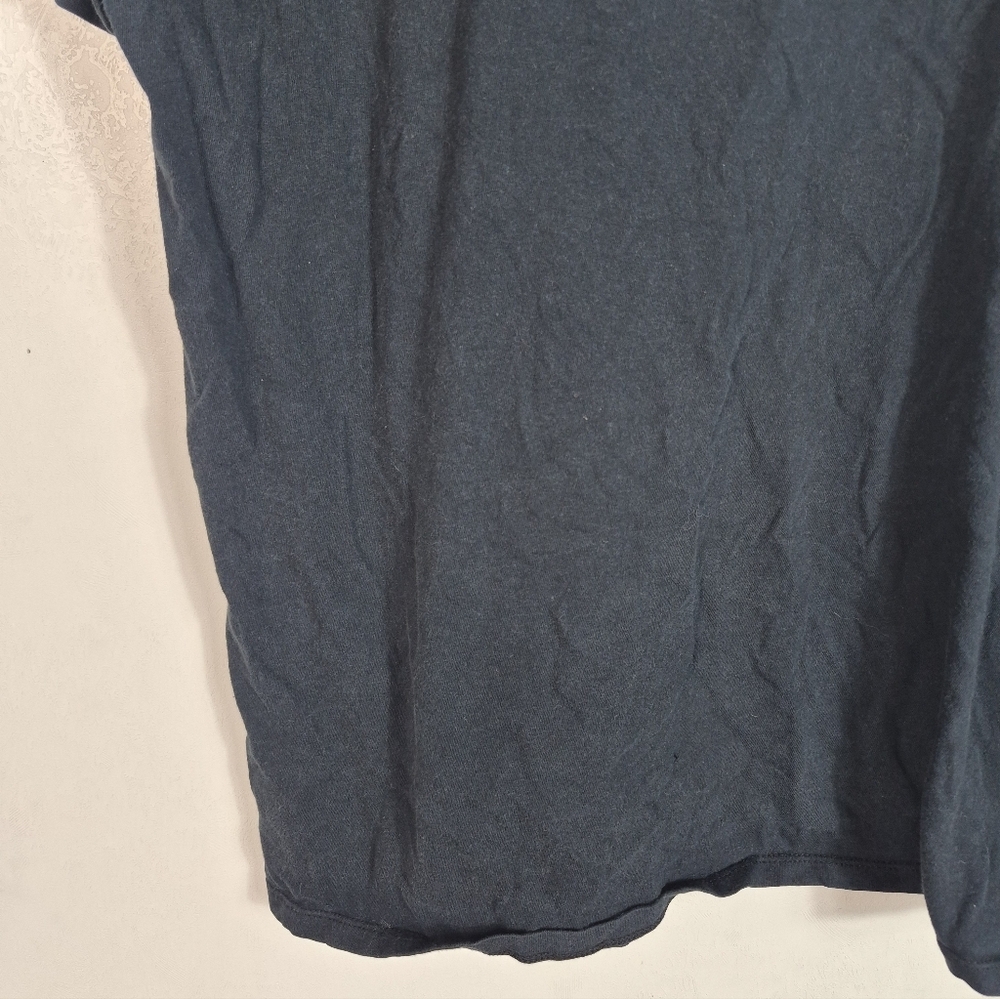 Nike The Nike Tee Men's Black T-Shirt Athletic Cut - Picture 4 of 10